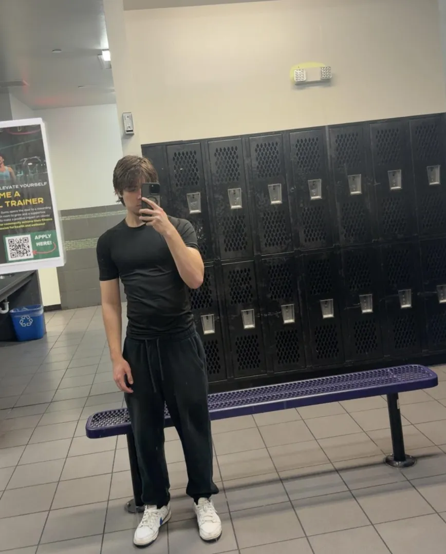 18 m4f i can host too posted by Melodic_Board8697