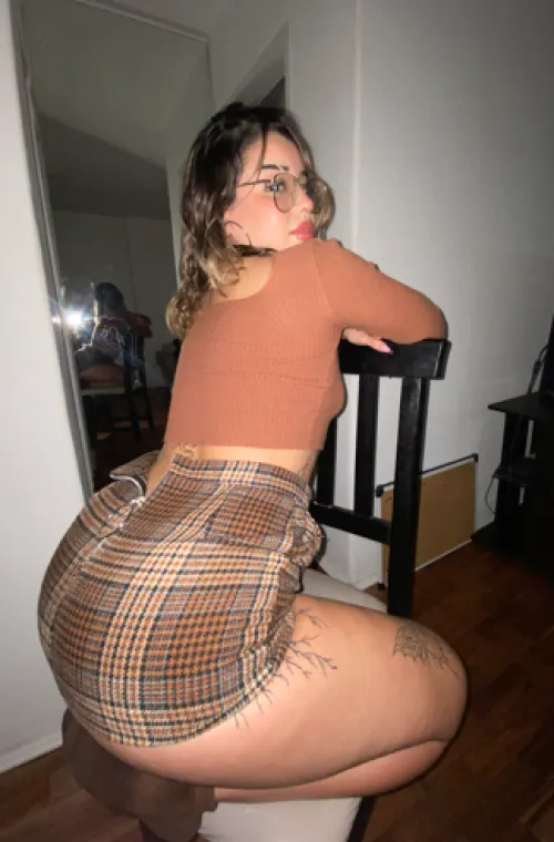 18 n topless….would you finish on my tits? ㅤㅤ by earthisnotflat1997