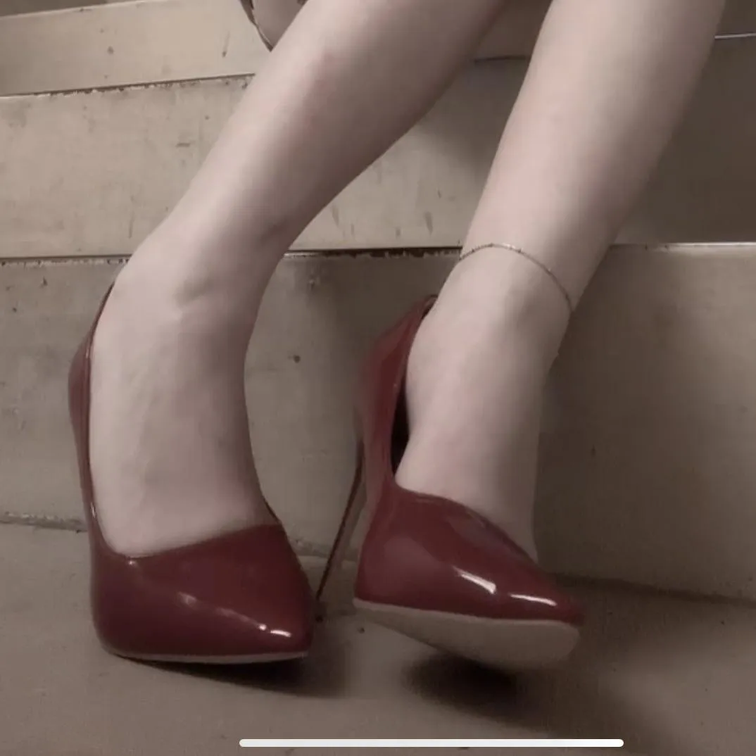 18 Petite Asian Looking For Cutie posted by Charming_Tonight_932