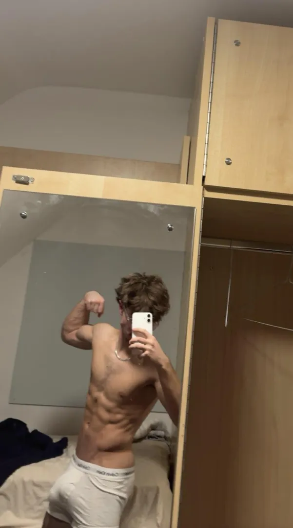 [18] what’s your favorite part about this photo posted by zayn_ja20