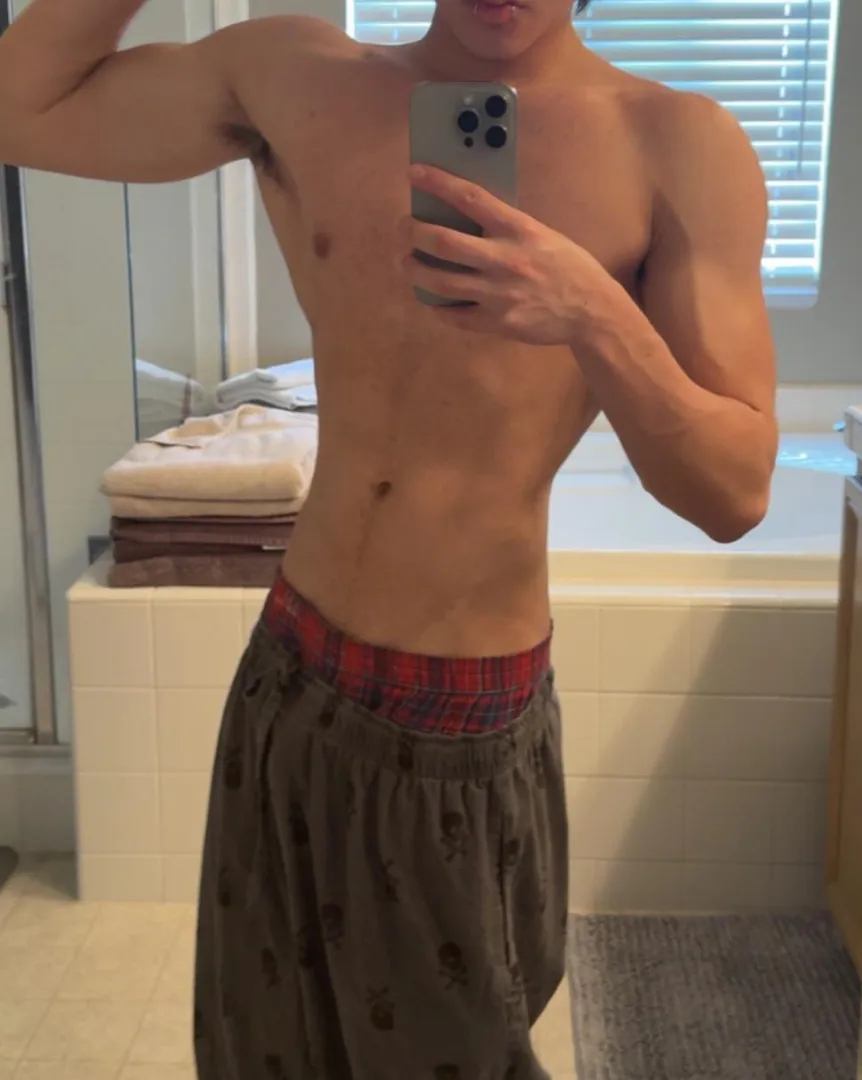 18 x male x oxnard posted by Ill_Seaworthiness813