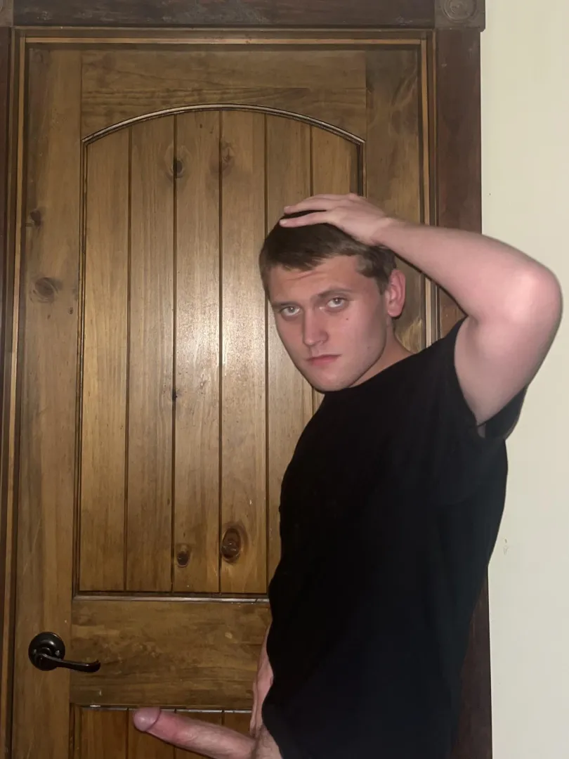 18 yo and Hung posted by Conscious_Crew3964