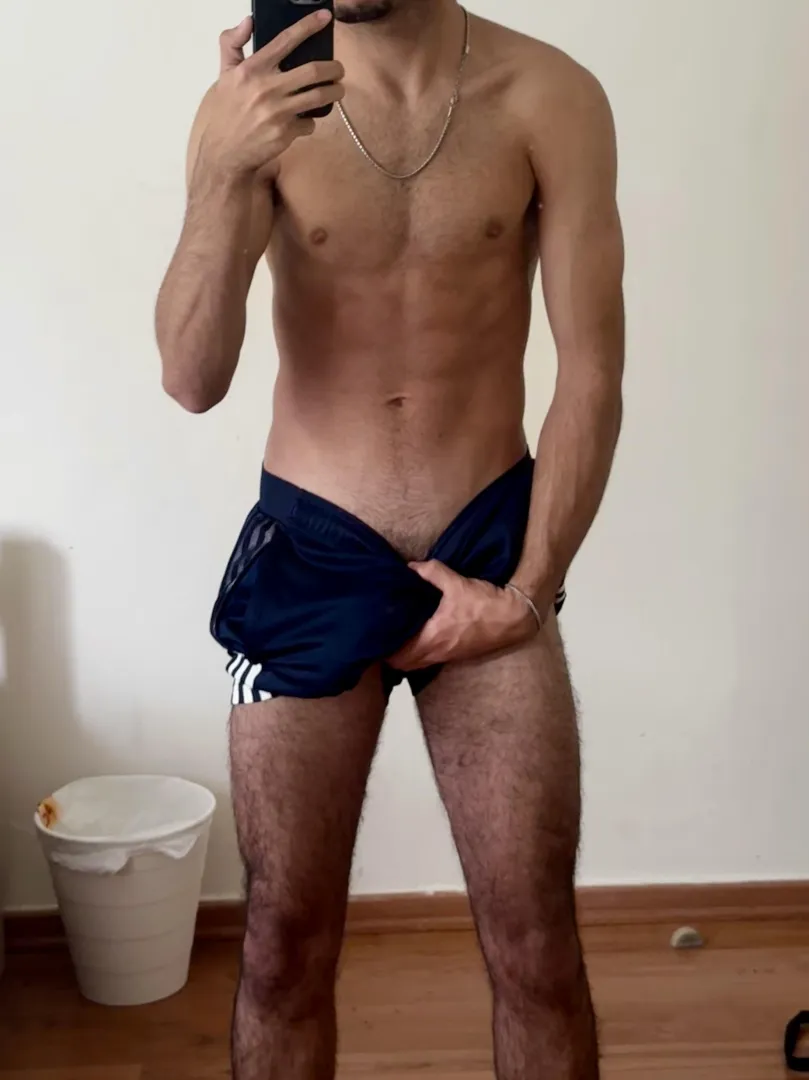 [18] your boy had a hard time waking up this morning  posted by Exciting-Highway-925