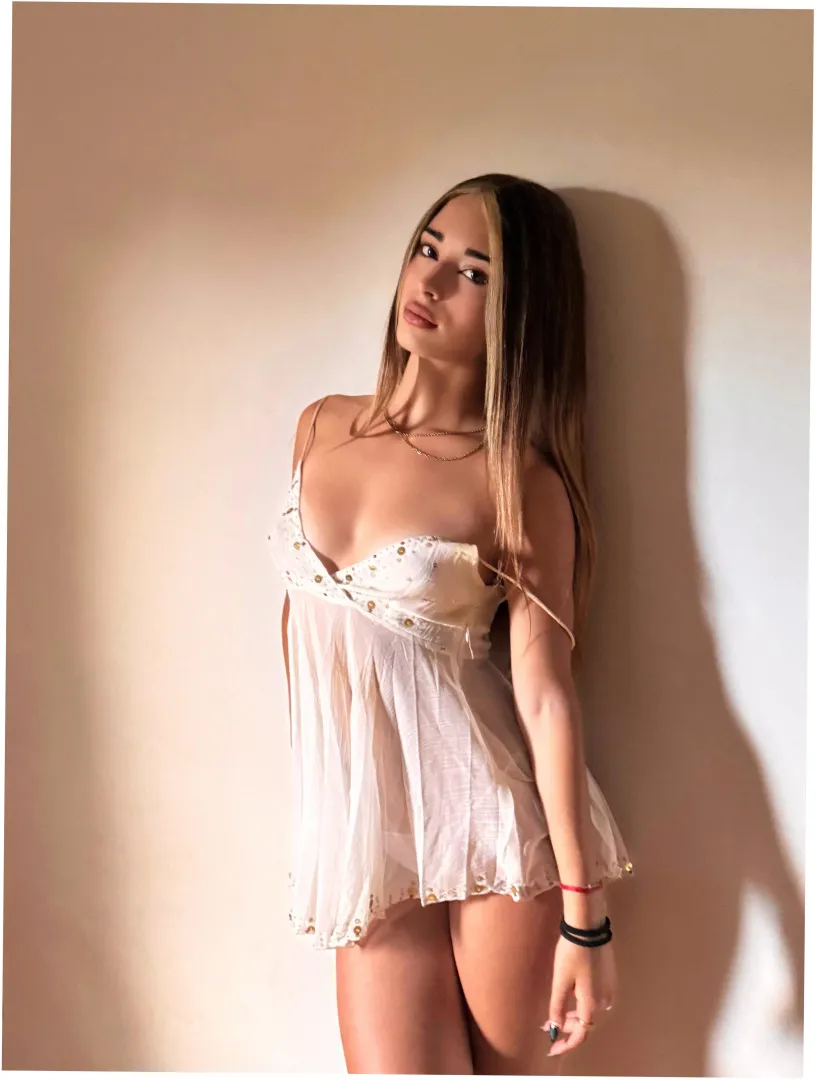 18F i feel safest when i don’t have to speak posted by ShyTeaseOnly