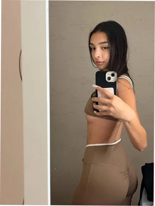 18f i’m trying to be tasteful i swear by SoftDreamette