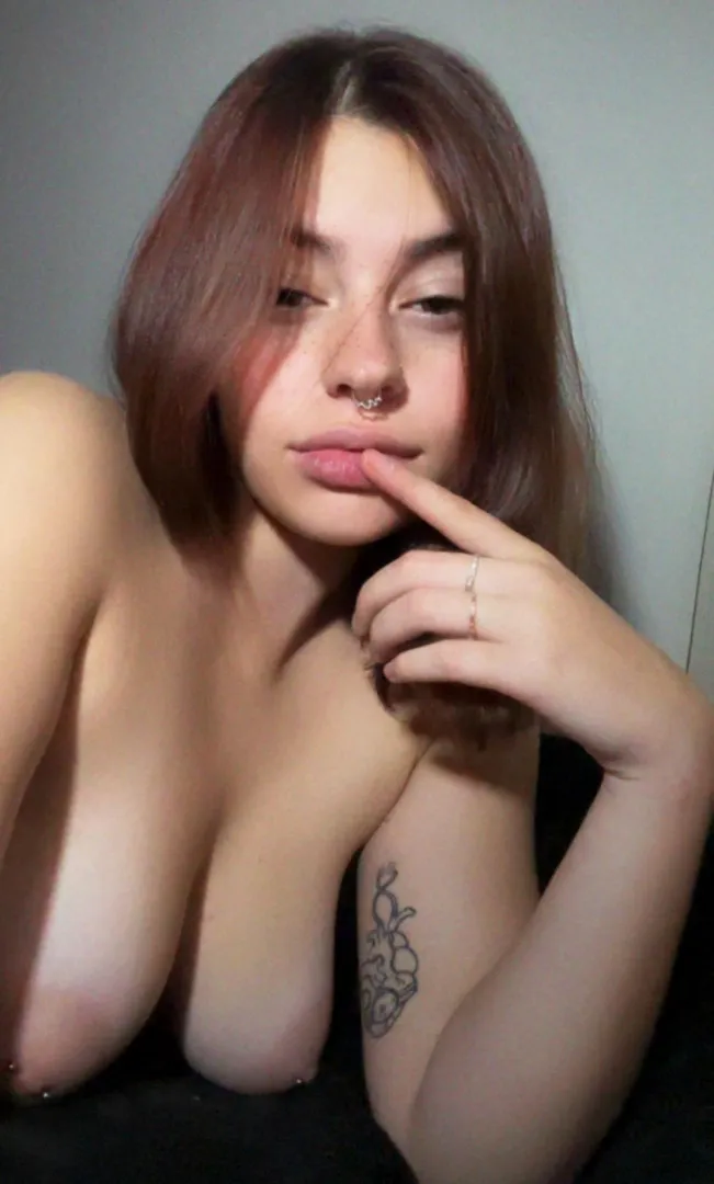 [18f] im wet and waiting posted by Longjumping-Dog-8441