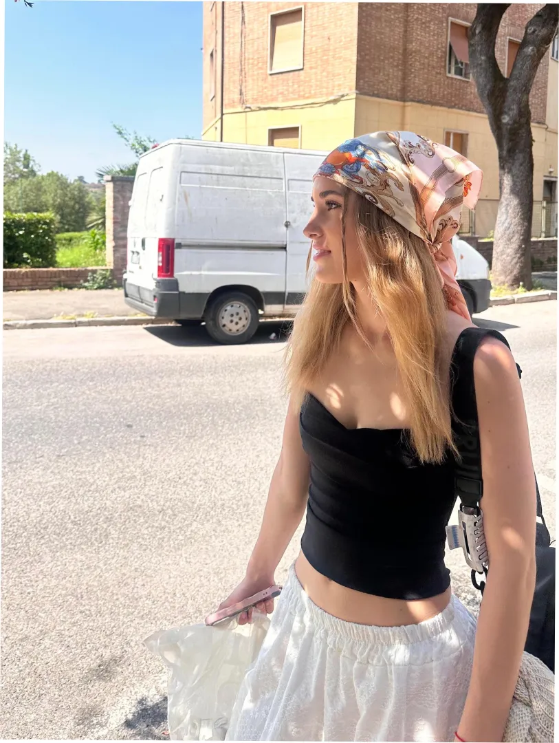 18f sometimes the simple ones feel the most real to me posted by TeaseMeBunny