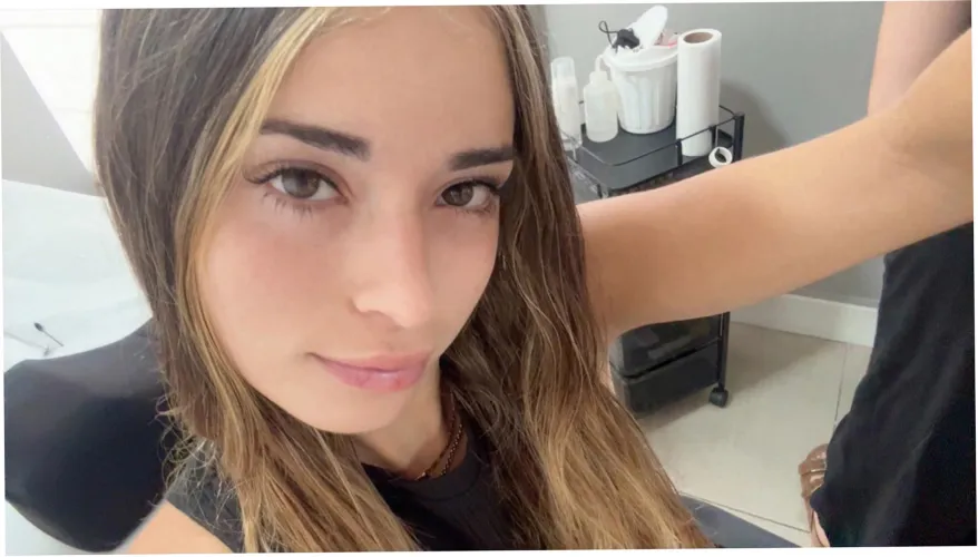 18F still learning how to stay here when people are watching by ShyTeaseOnly