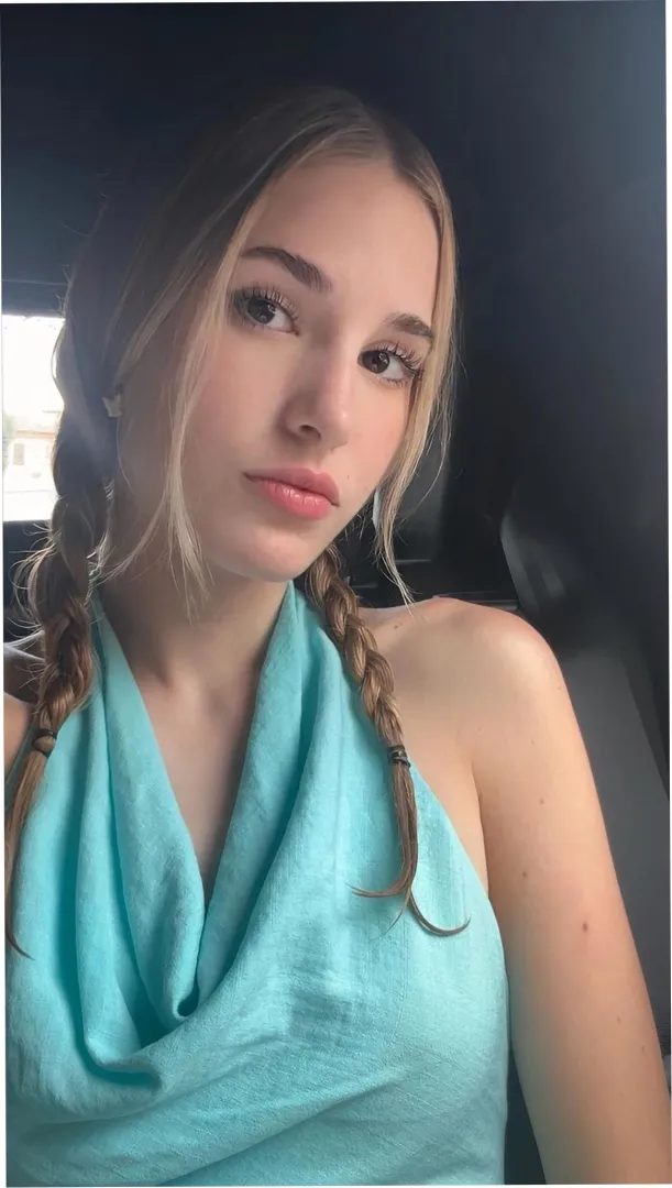 18f this one feels a little more like me posted by TeaseMeBunny