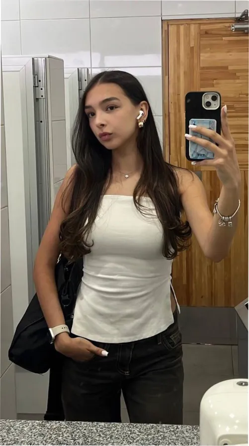 18f took this between class by SoftDreamette