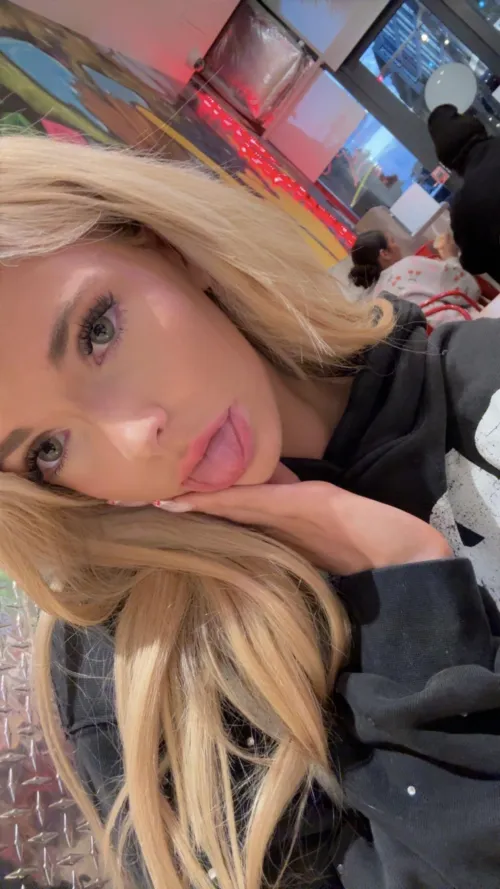 [18][F4M][NYC] - looking to be filled with so much cum by fineprincess_