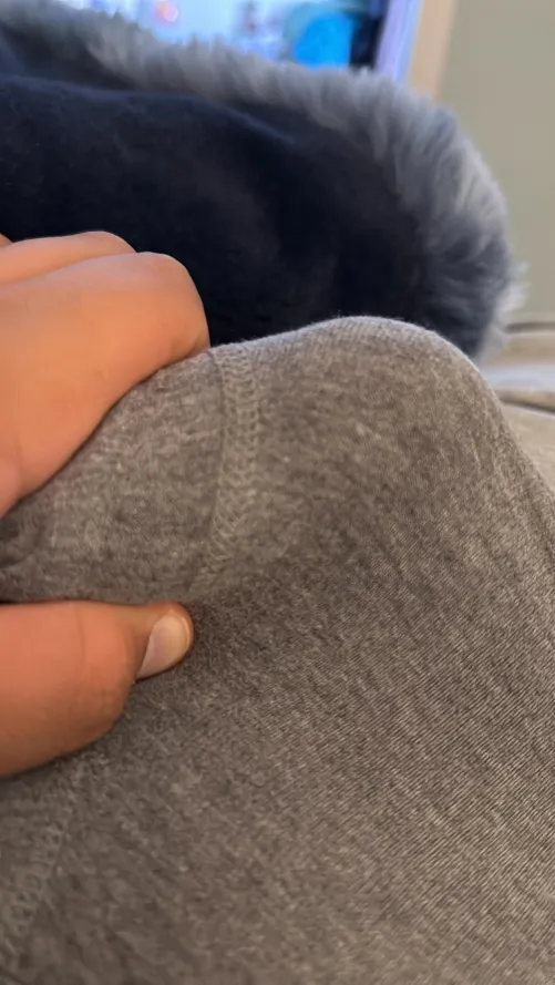 18m hmu im mexican and horny af and BARELY legal by Typical-Ad-156