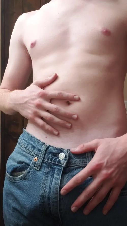 18m in cedar, can host from feb 14-15 by CapitalShopping5042