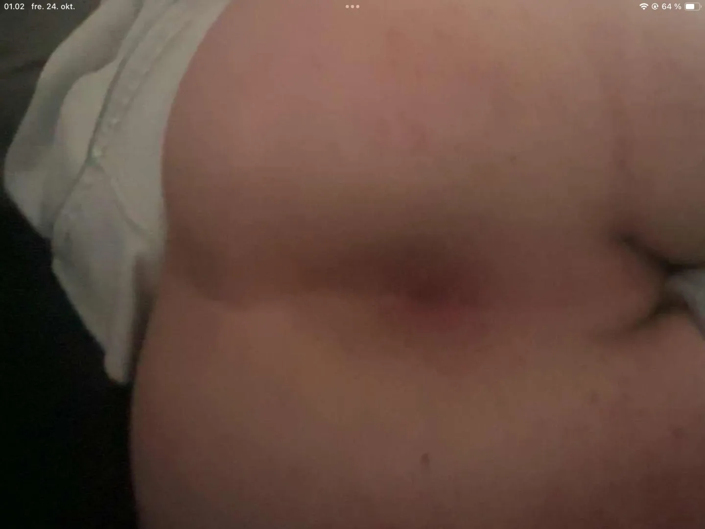 18-Årig Virgin søger store pikke BBC eller omskårede fyre omkring Midtjylland og helst jævnaldrende posted by Own_Needleworker_490