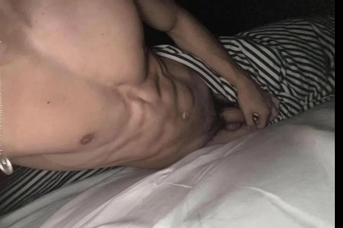 [19] be top or the bottom? posted by Kinghasneverseensun