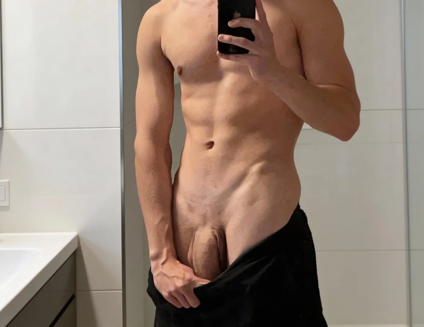 19 bi, thick and heavy posted by bulginghiker