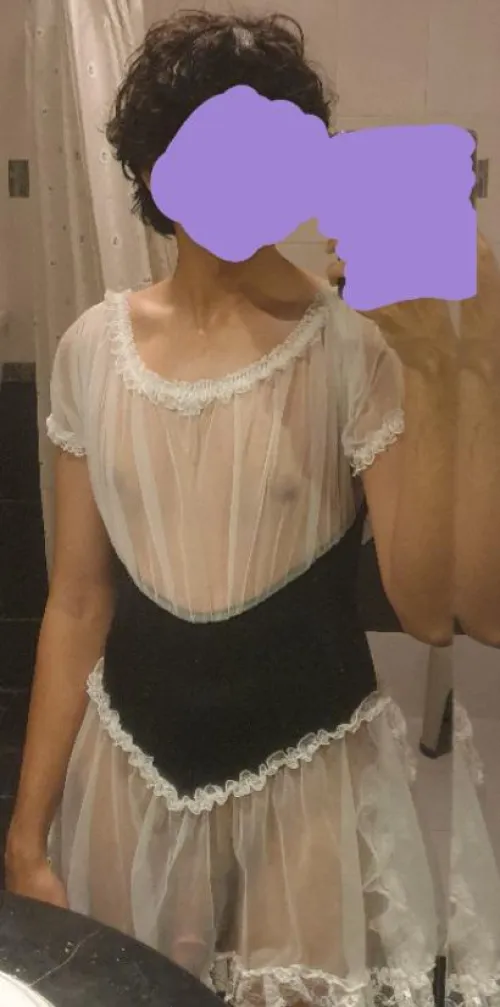 19 bottom karachi sleepover? (read) by serene_horny