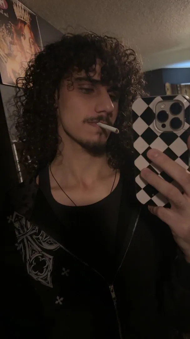 19 Chill dude looking for a deep bromance. Dm’s open posted by Civil-Ask7503