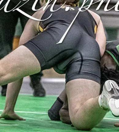 19 college freshman do I look good? posted by HotStatement940