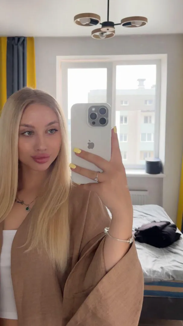 19 craving for some company tonight posted by twilightprincess_sx