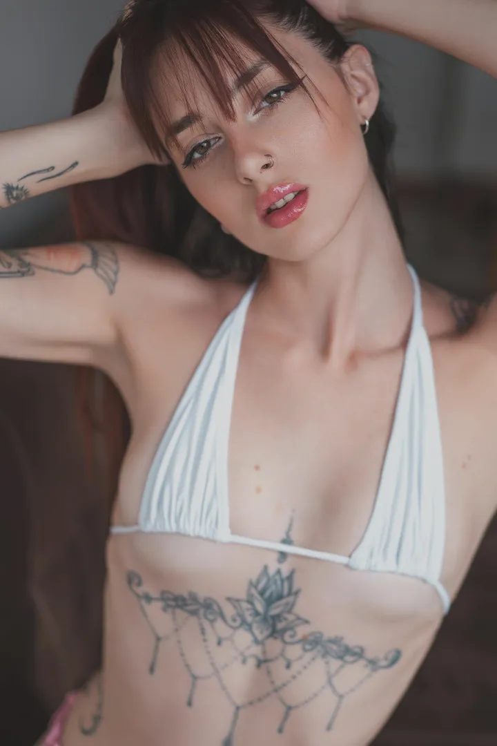 19 [f4m] Down for fun if you can host - lg replies only: lunarumes posted by AndresDM