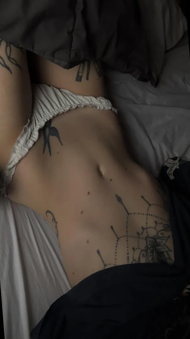 19 F4M - Had a couple drinks… need someone w/ a place send on lg: lunarumes posted by New_leaf999