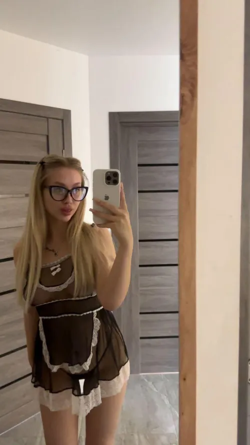 19 [f4m] horny and home alone, come over and ruin me? by cherrymoon_rt