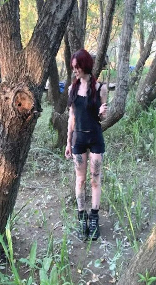 19 F4M - Slightly tipsy + can’t host, down for fwb vibes if you can, lg talk only: Lunarumes by [deleted]