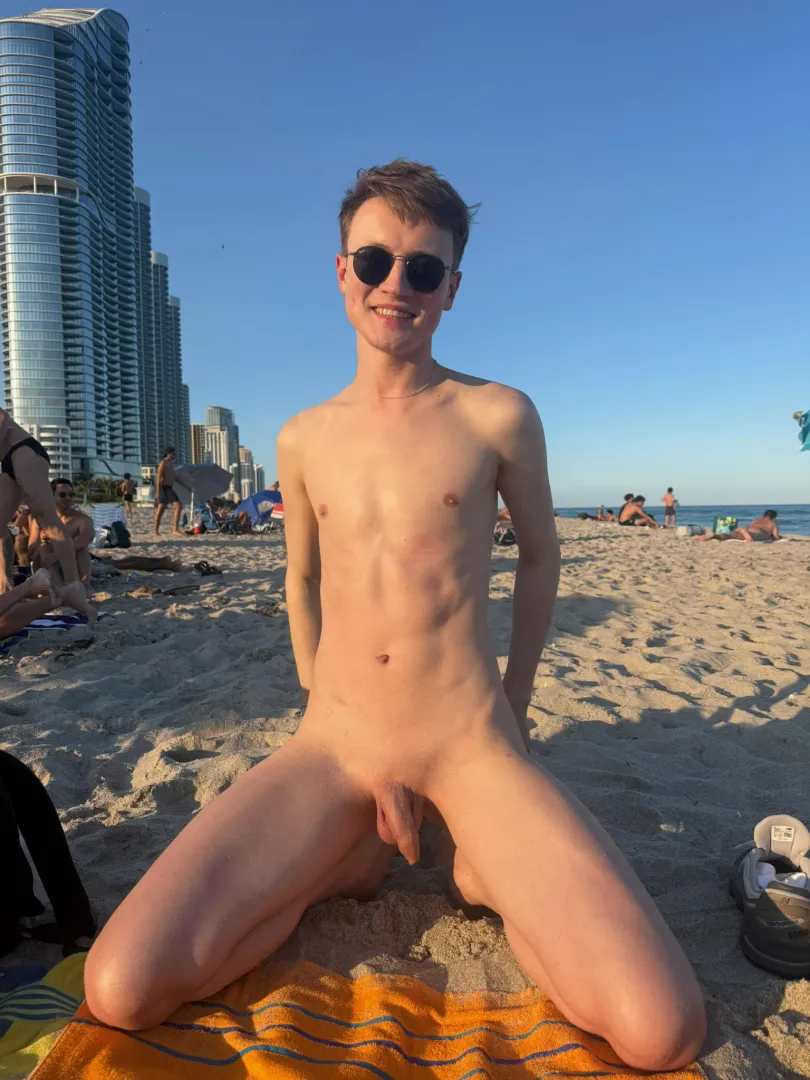 [19] gift to you my warm embrace  posted by YourYoungDream