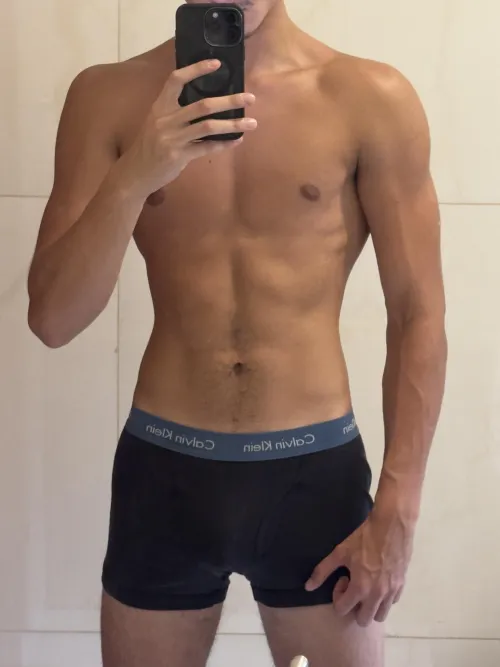 [19] I ❤️ having abs by PeaProfessional3644