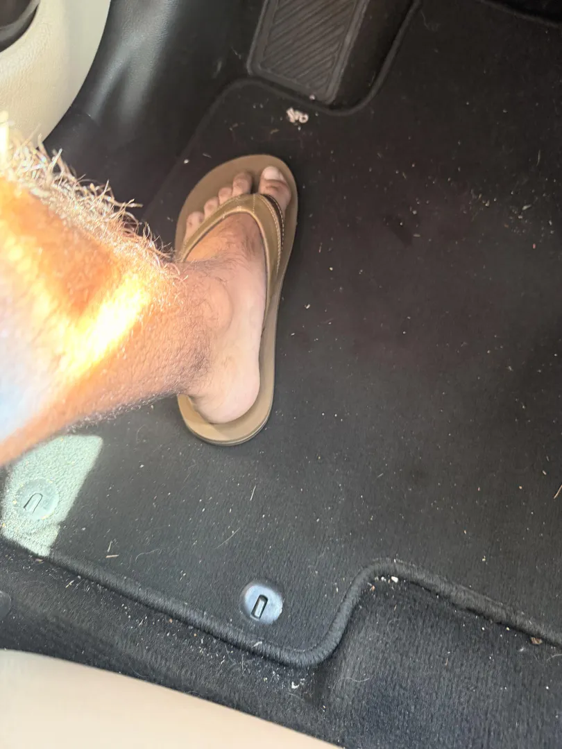 19 long car ride hmu posted by Clear-Key-8252