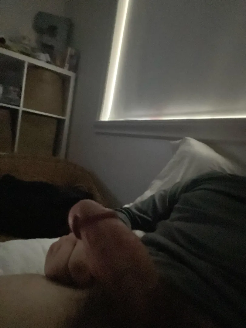 19 (m4f) looking for a women close to me dm me if you interested posted by jjffgdic