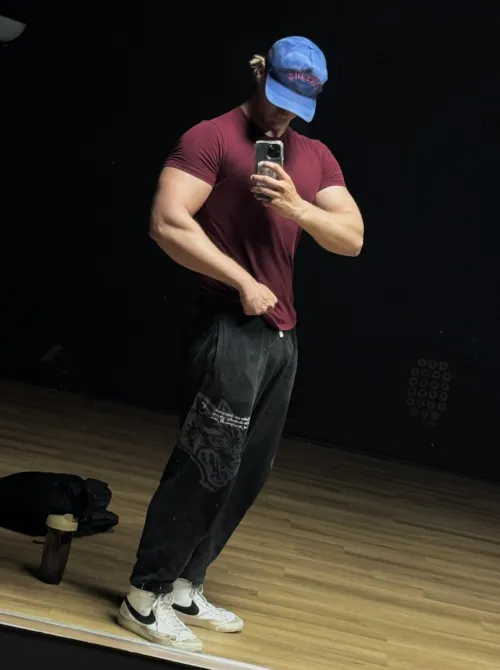 19 M4F Super Horny by Disastrous_Snow_324