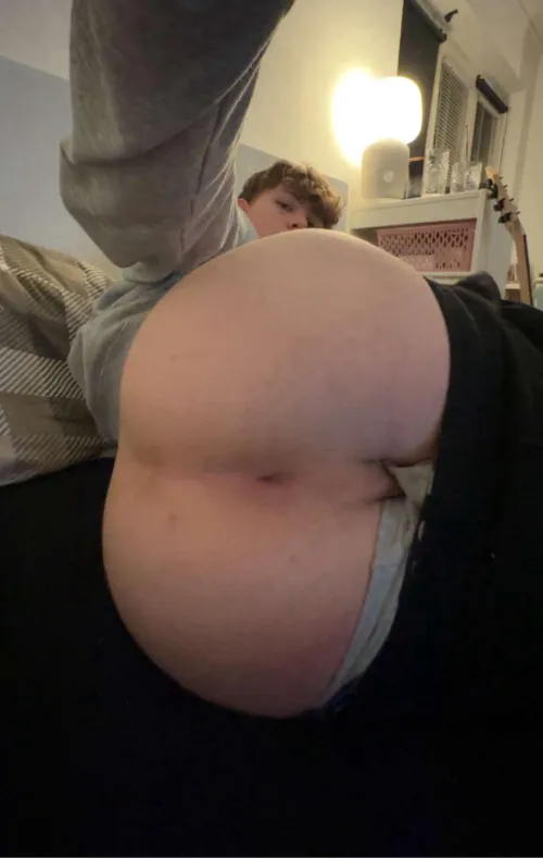 [19] my friends dont know what kinda stuff i post online by fbgooner2