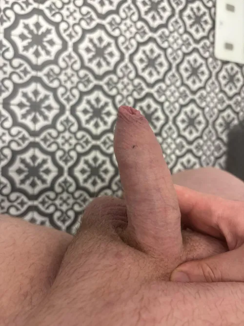 [19] wishing I had someone bigger than me by Playful-Exchange-325