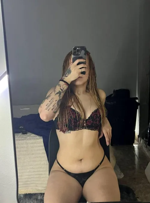 19F any for hook up this weekend? by Flat-Yak-6973