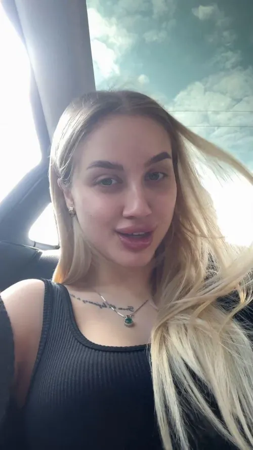 19F let’s hang out and see if the tension is real by sparkleprinc2