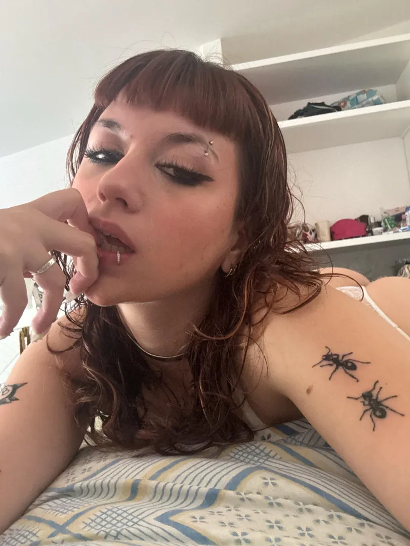 [19f] looking for some naughty fun now that i’m single again and dtf. hmu if you’re down posted by Fabulous-Still-7863