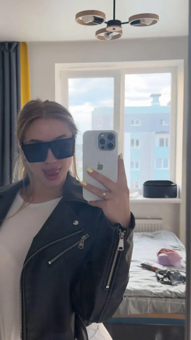 19F tonight i’m your personal slut, free use, no limits, just show up and take it posted by sparkleprinc2