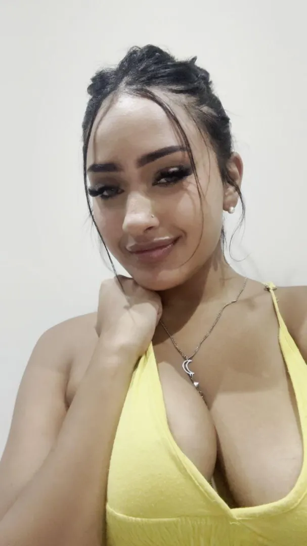 19f wanting a fun night out posted by angelvelvetariella