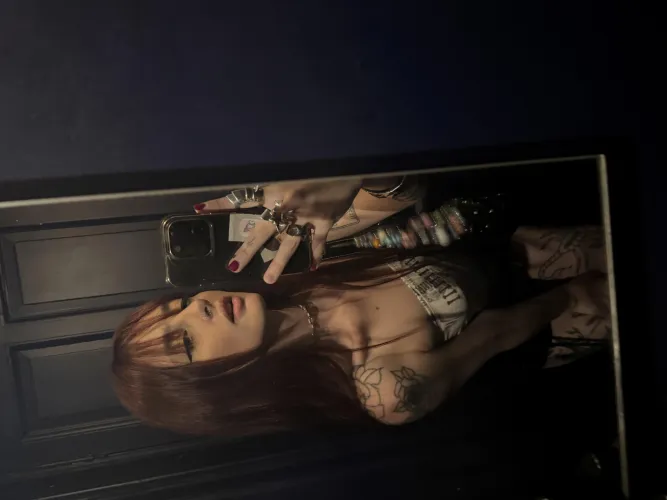 19F2M Can’t host unfortunately, but I’m a little buzzed and down for fun go lg for real chat: lunarumes by UncleCrassiusCurio