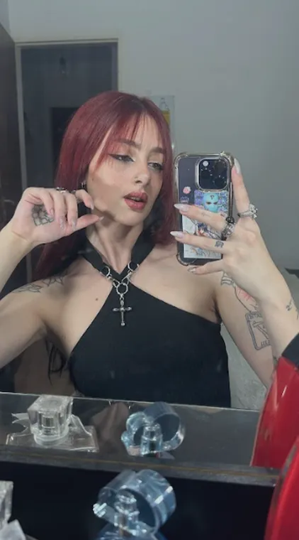 19F4M -Feeling frisky, need someone w/ a place- i answer faster on lg: lunarumes posted by DealsPoster