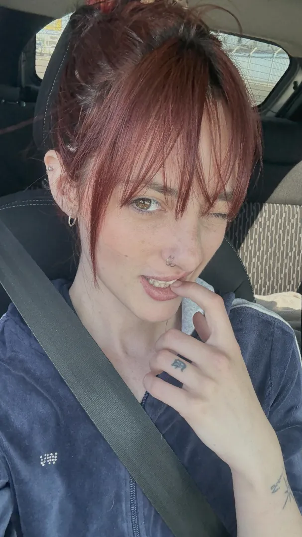 19F4M - Looking for fun/fwb vibes if you’re close enough to link - i reply on lg: lunarumes posted by DealsPoster