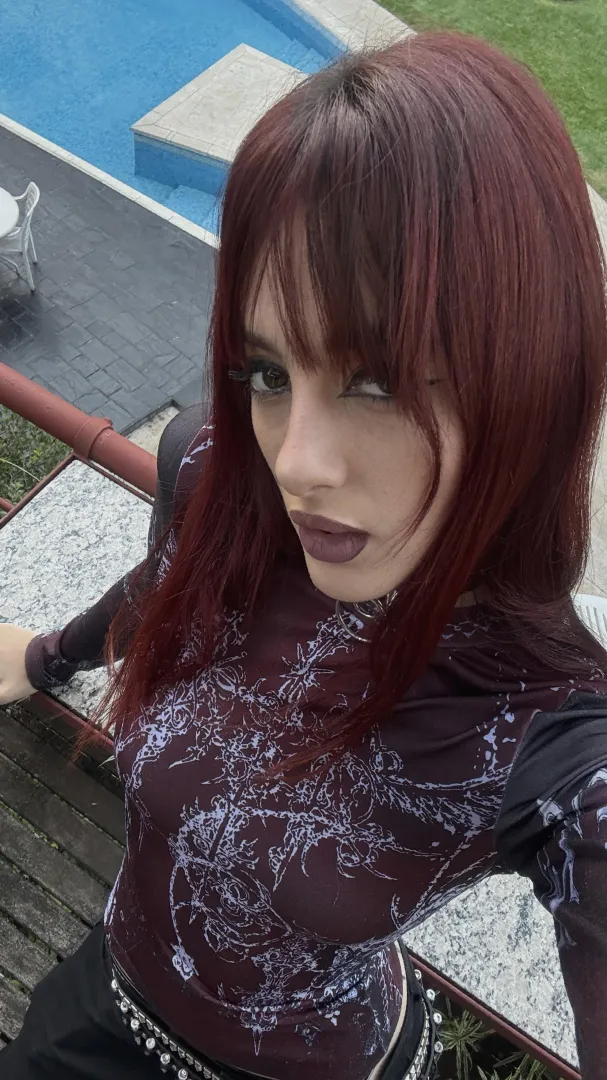 19[F]4[M] – Miami - Can’t host rn but I’m in a mood –  lg talk only: lunarumes- posted by thunderjesus