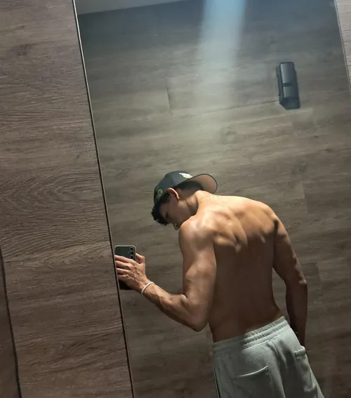 19M bored as fuck by Scarlett_Mae_fem