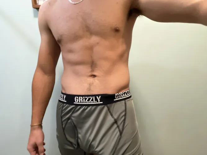 19M4F looking for someone help me warm up in mobile by SedJaCam