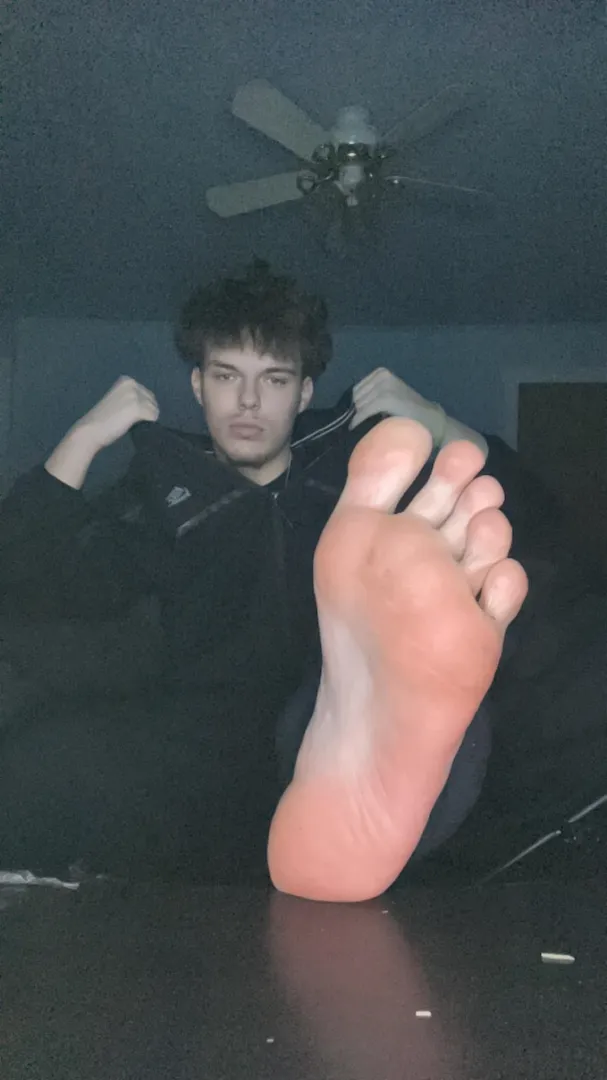 19yr Alpha soles come serve posted by master__thizzy