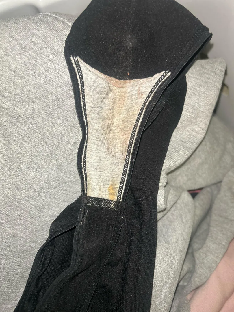 2 day wear is posted by No_Acanthaceae7643