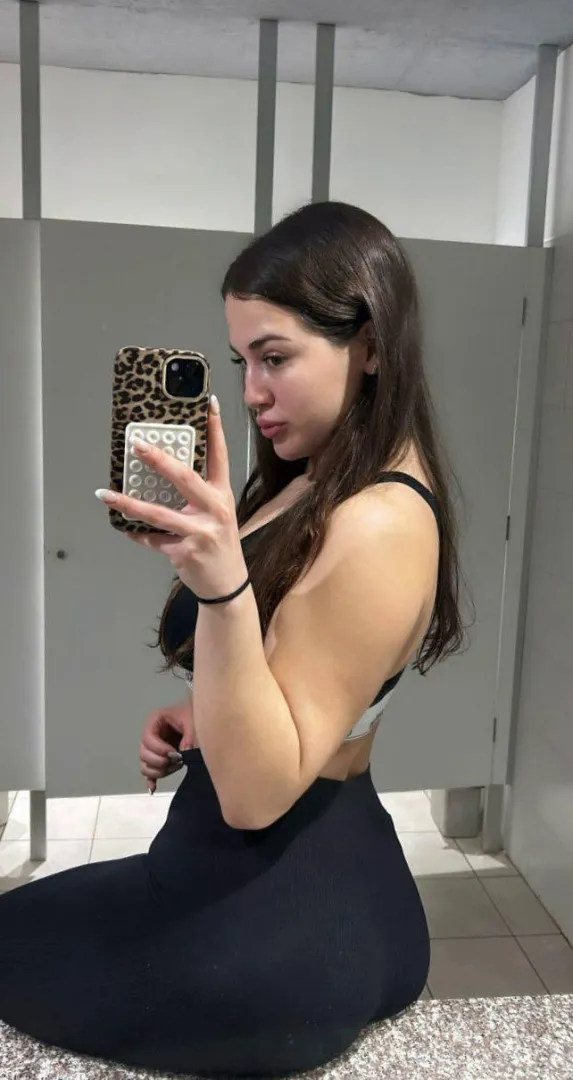 20 F4M casual fwb anyone posted by QuantumReaperess