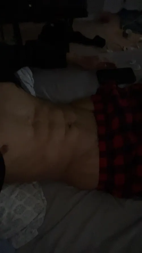 20, Fit tops hmu;) by Silver-Brick8636